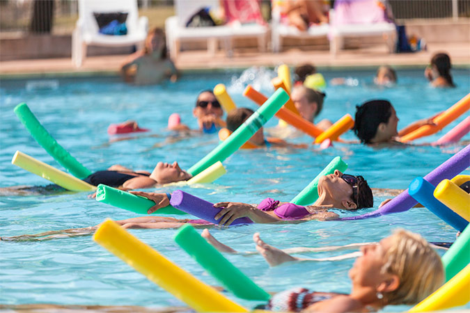 séance d'aquagyme dans l'espace aquatique du camping